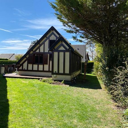 Le Chalet Normand Merville-Franceville-Plage Bagian luar foto