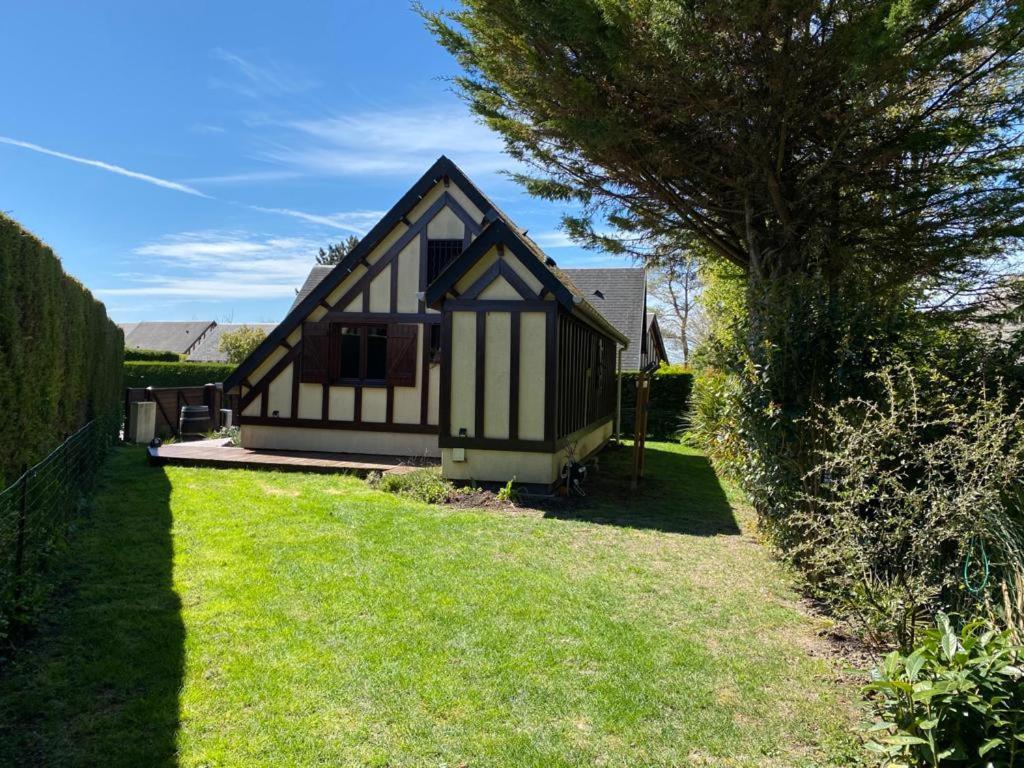 Le Chalet Normand Merville-Franceville-Plage Bagian luar foto